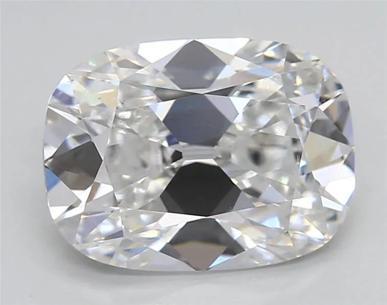 3.71ct Cushion modified Lab Grown Diamond (Colour E, Clarity VS1, IGI Certified)
