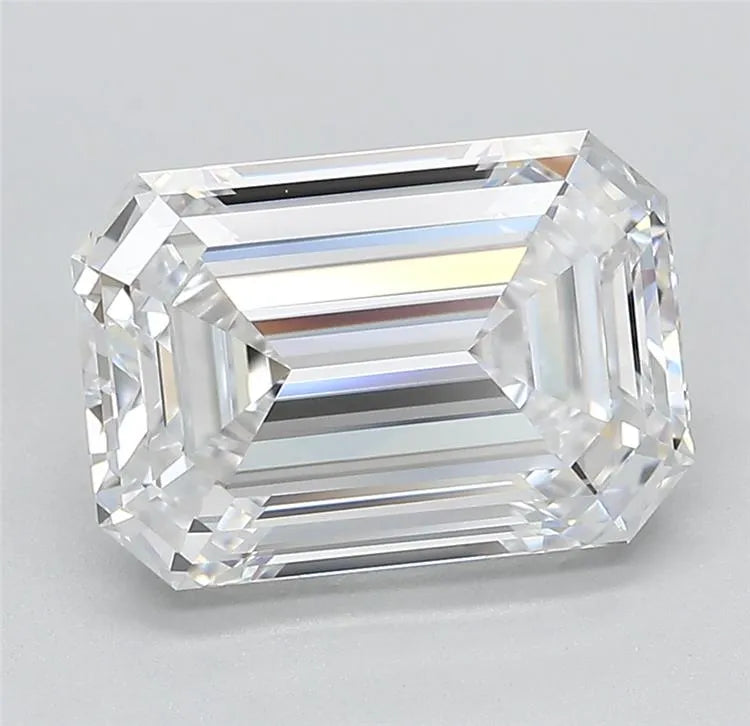 3.71ct Emerald Lab Grown Diamond (Colour D, Clarity VVS1, Cut EX, IGI Certified)