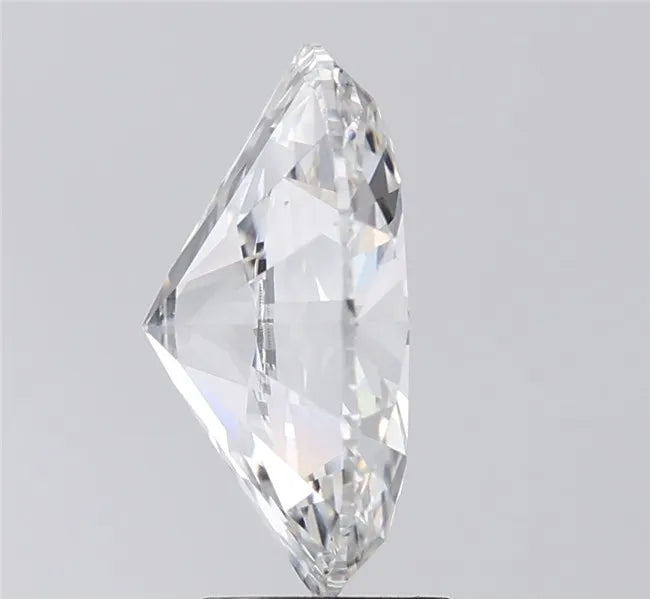 3.72ct Oval Lab Grown Diamond (Colour E, Clarity VS1, IGI Certified)
