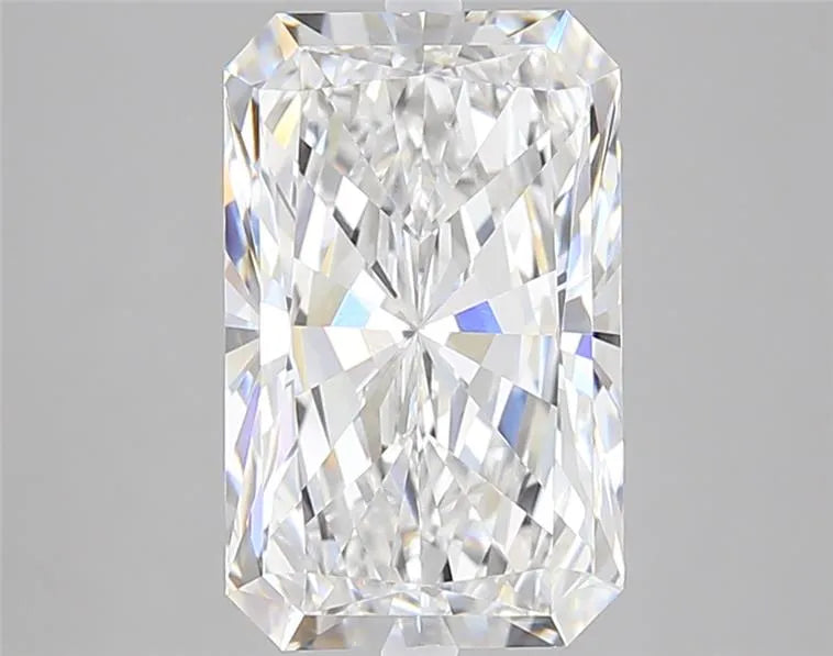 3.72ct Radiant Lab Grown Diamond (Colour D, Clarity FL, IGI Certified)