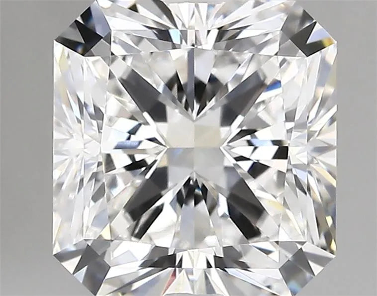 3.72ct Square radiant Lab Grown Diamond (Colour E, Clarity VVS1, IGI Certified)