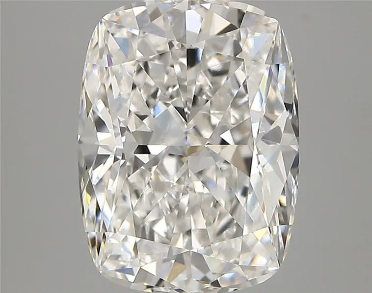 3.73ct Cushion modified Lab Grown Diamond (Colour E, Clarity VVS2, IGI Certified)
