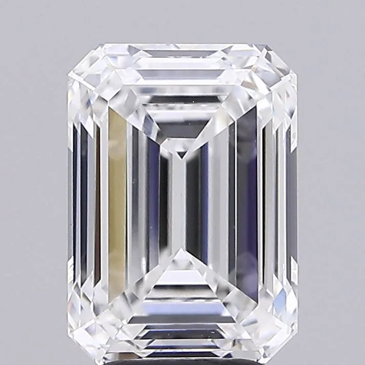 3.74ct Emerald Lab Grown Diamond (Colour D, Clarity VVS2, IGI Certified)