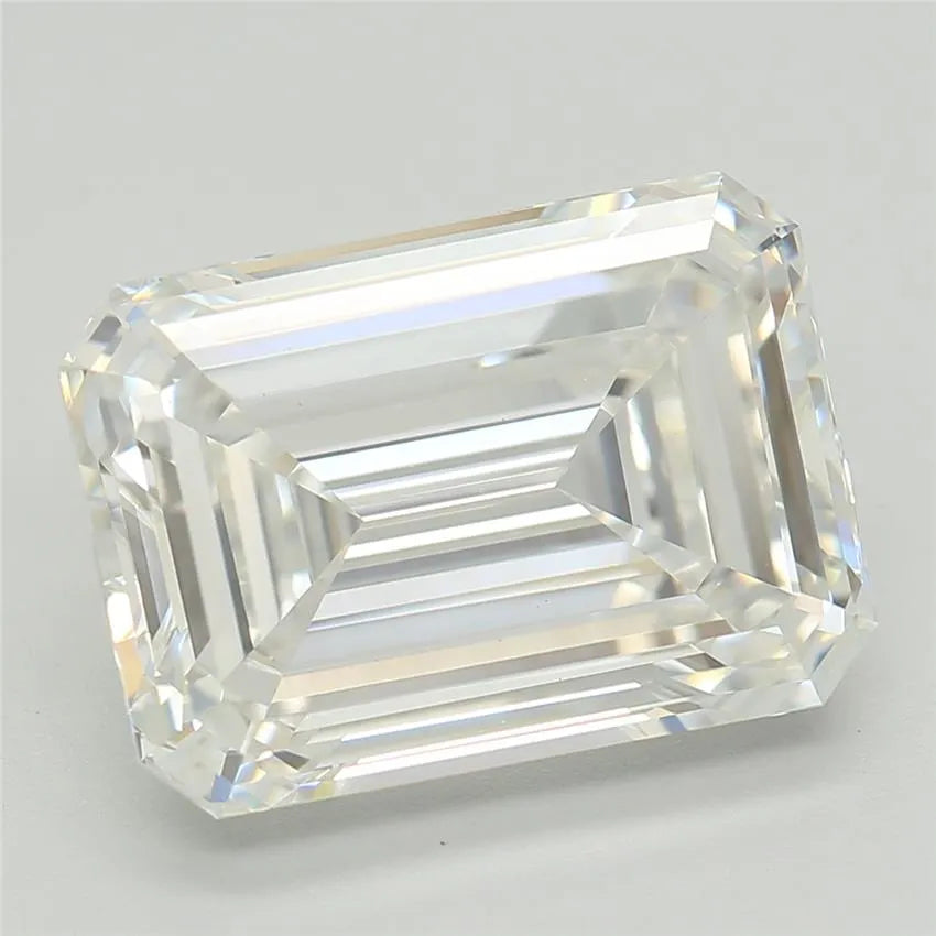 3.75ct Emerald Lab Grown Diamond (Colour F, Clarity VVS2, IGI Certified)