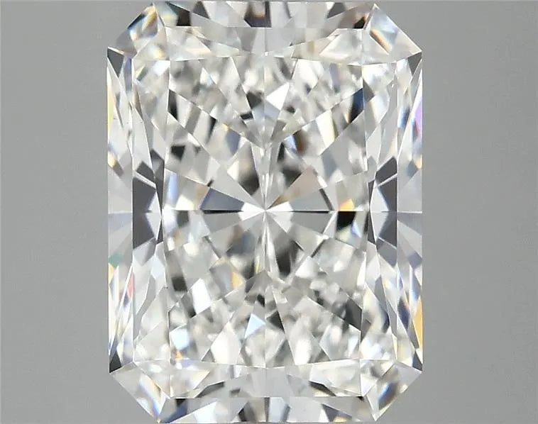 3.75ct Radiant Lab Grown Diamond (Colour E, Clarity VS1, IGI Certified)