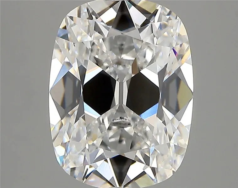 3.76ct Cushion modified Lab Grown Diamond (Colour D, Clarity VVS2, IGI Certified)