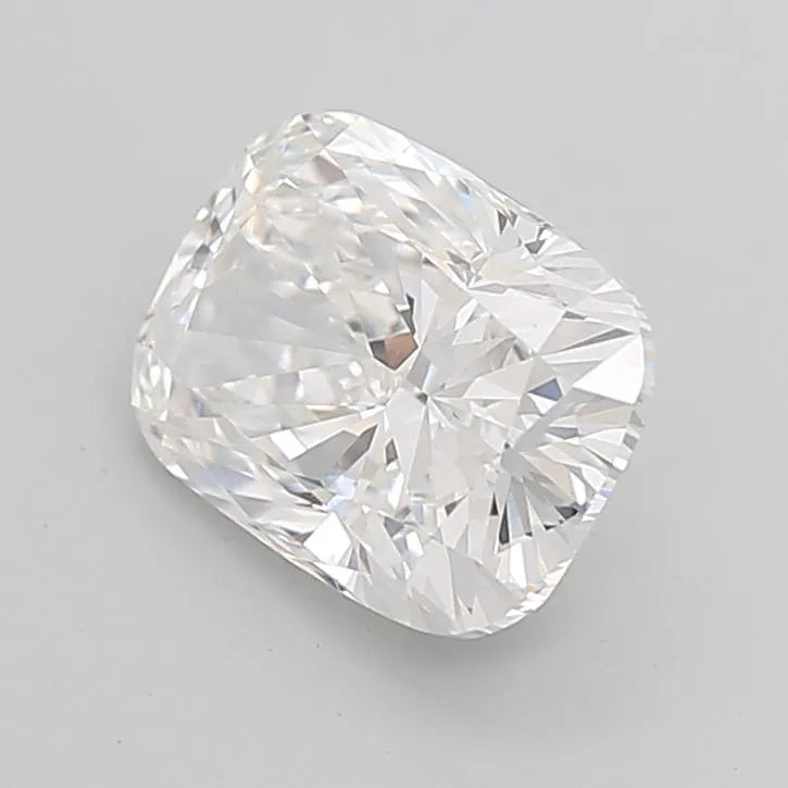 3.76ct Cushion modified Lab Grown Diamond (Colour E, Clarity VVS2, IGI Certified)