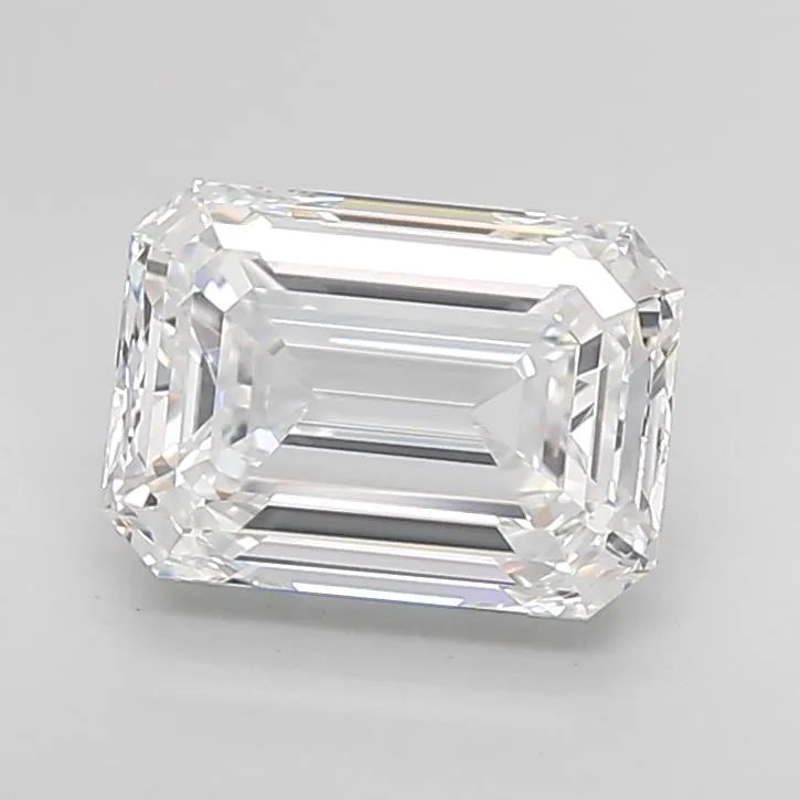 3.76ct Emerald Lab Grown Diamond (Colour D, Clarity VVS1, IGI Certified)