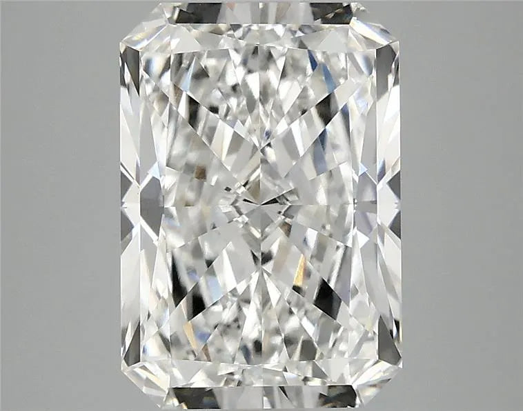 3.76ct Radiant Lab Grown Diamond (Colour G, Clarity VS1, IGI Certified)