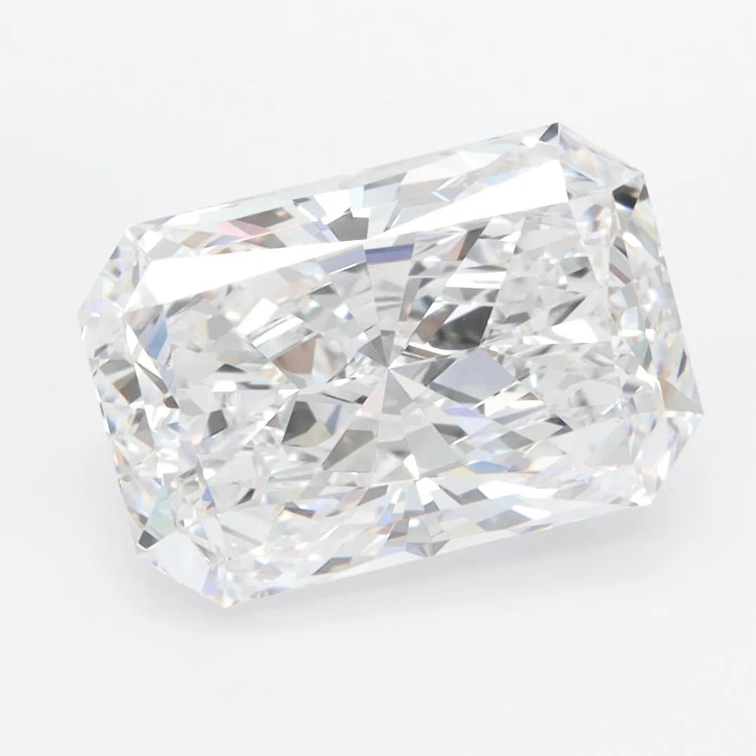 3.77ct Radiant Lab Grown Diamond (Colour D, Clarity VVS1, GIA Certified)