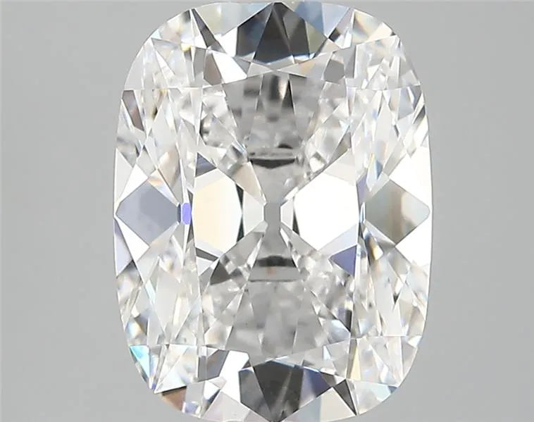 3.79ct Cushion Lab Grown Diamond (Colour E, Clarity VVS2, IGI Certified)
