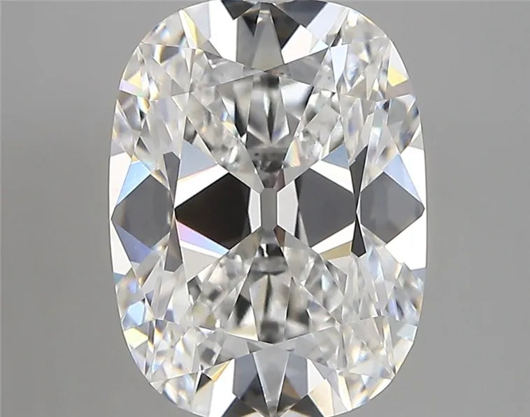 3.81ct Cushion modified Lab Grown Diamond (Colour E, Clarity VVS2, IGI Certified)