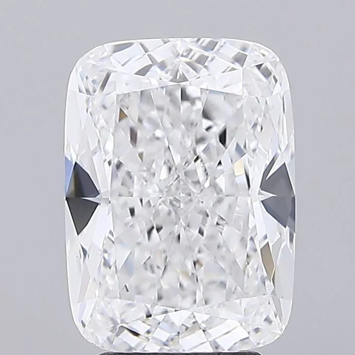 3.82ct Cushion brilliant Lab Grown Diamond (Colour D, Clarity VVS2, IGI Certified)
