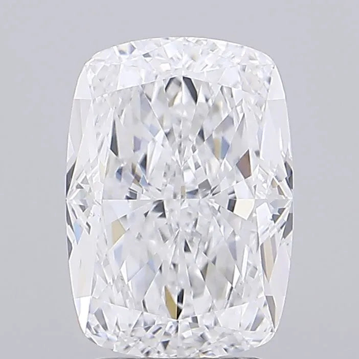 3.82ct Cushion modified Lab Grown Diamond (Colour D, Clarity VVS2, IGI Certified)