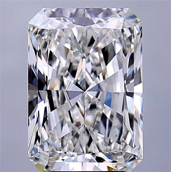 3.82ct Radiant Lab Grown Diamond (Colour D, Clarity VVS2, IGI Certified)