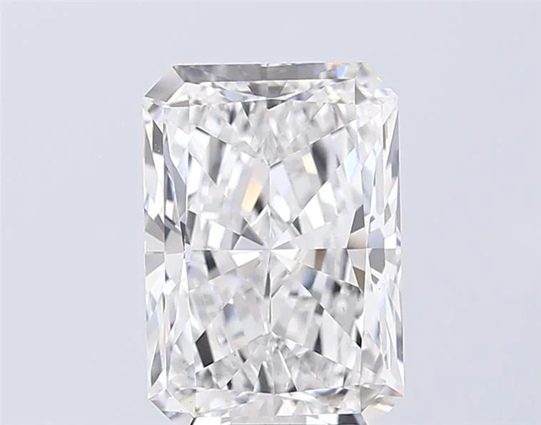 3.83ct Radiant Lab Grown Diamond (Colour D, Clarity VS1, IGI Certified)