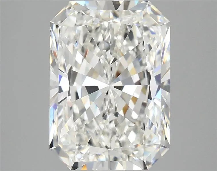 3.85ct Radiant Lab Grown Diamond (Colour E, Clarity VVS2, IGI Certified)