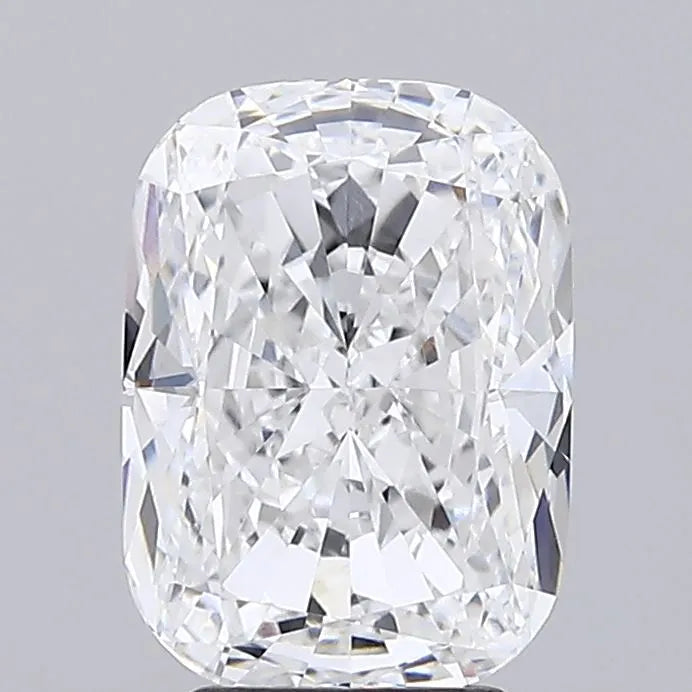 3.87ct Cushion modified Lab Grown Diamond (Colour D, Clarity VVS2, IGI Certified)