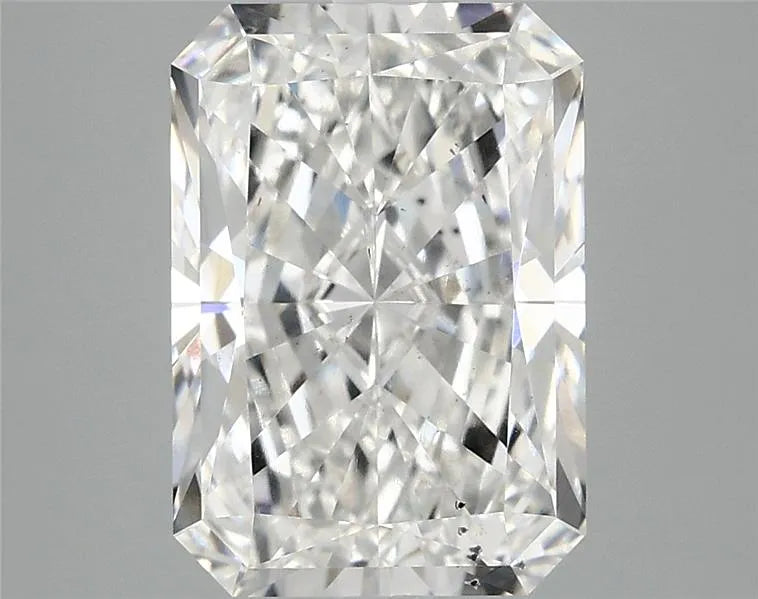3.90ct Radiant Lab Grown Diamond (Colour F, Clarity SI1, IGI Certified)