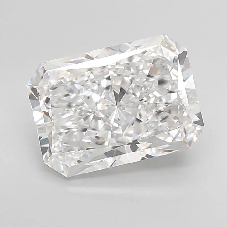 3.92ct Radiant Lab Grown Diamond (Colour D, Clarity VVS1, IGI Certified)