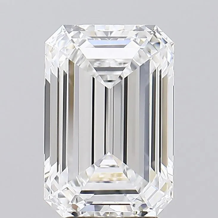 3.93ct Emerald Lab Grown Diamond (Colour D, Clarity VVS1, IGI Certified)