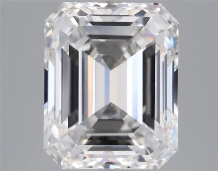 3.93ct Emerald Lab Grown Diamond (Colour E, Clarity VVS2, IGI Certified)