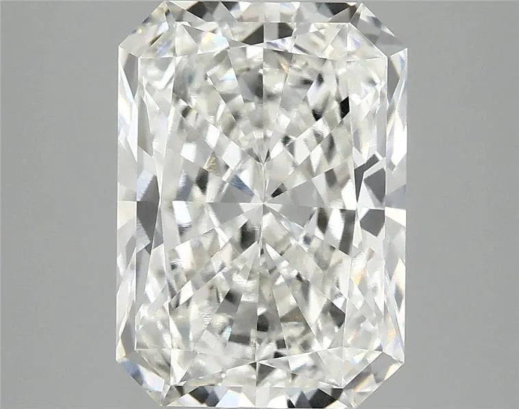 3.93ct Radiant Lab Grown Diamond (Colour G, Clarity VS1, IGI Certified)