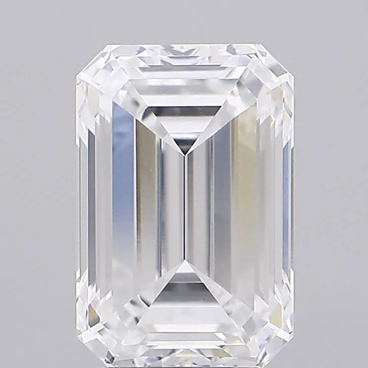 3.95ct Emerald Lab Grown Diamond (Colour D, Clarity VVS2, IGI Certified)