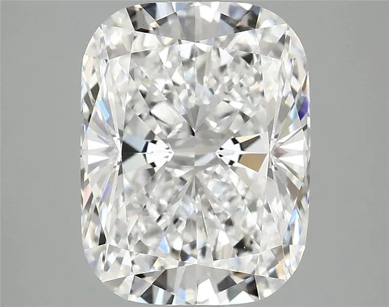 3.99ct Cushion modified Lab Grown Diamond (Colour E, Clarity VS1, IGI Certified)