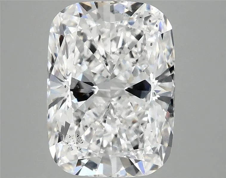 3.99ct Cushion modified Lab Grown Diamond (Colour E, Clarity VS2, IGI Certified)