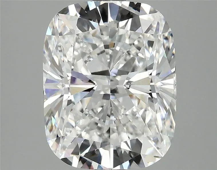 3.99ct Cushion modified Lab Grown Diamond (Colour E, Clarity VVS2, IGI Certified)