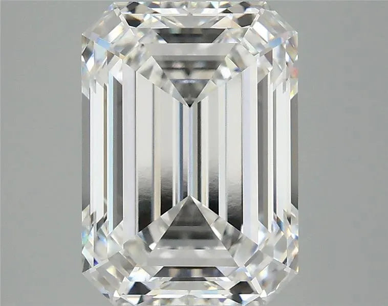 4.10ct Emerald Lab Grown Diamond (Colour E, Clarity VVS2, IGI Certified)