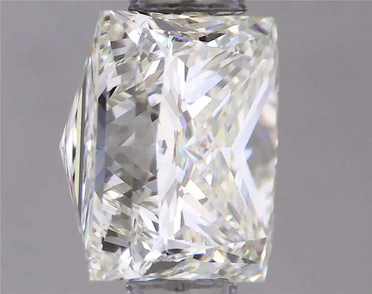 1.01ct Princess Natural Diamond (Colour K, Clarity VVS2, GIA Certified)