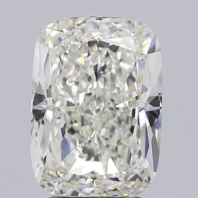 4.00ct Cushion modified Lab Grown Diamond (Colour F, Clarity VVS2, IGI Certified)
