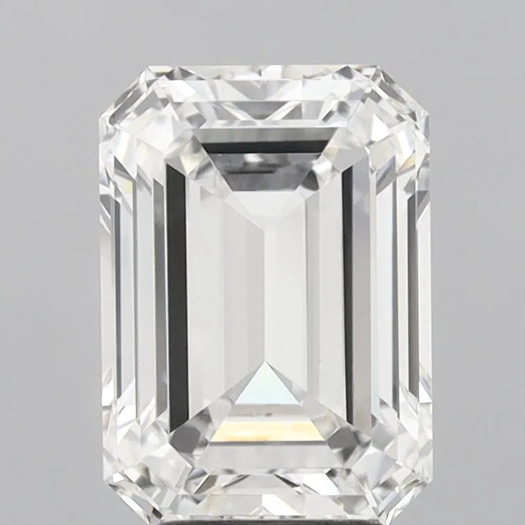 4.00ct Emerald Lab Grown Diamond (Colour E, Clarity VS1, IGI Certified)