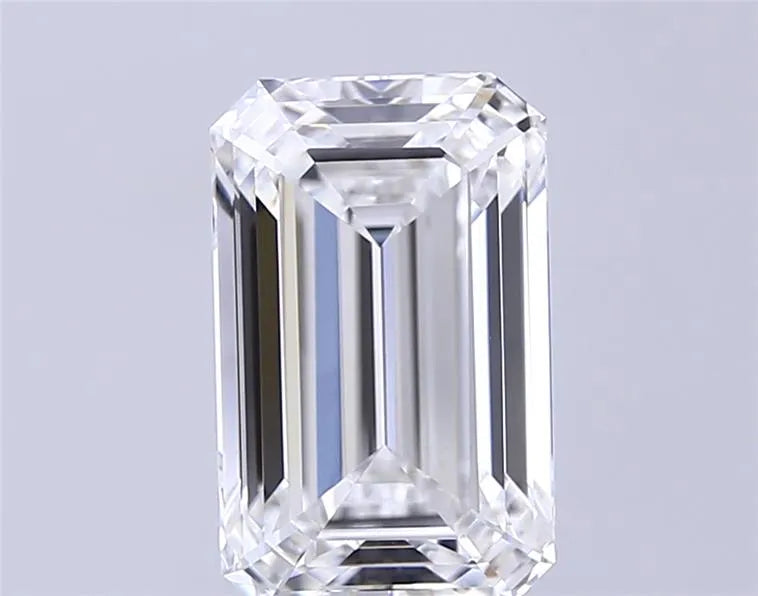 4.00ct Emerald Lab Grown Diamond (Colour E, Clarity VVS2, IGI Certified)