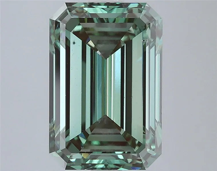 4.00ct Emerald Lab Grown Diamond (Colour Fancy Vivid Green, Clarity VS1, IGI Certified)