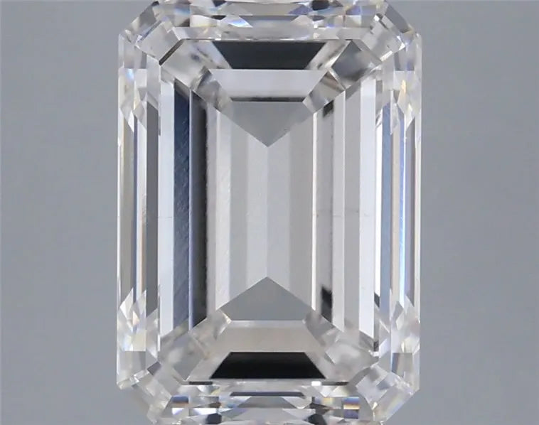 4.00ct Emerald Lab Grown Diamond (Colour G, Clarity VS1, IGI Certified)