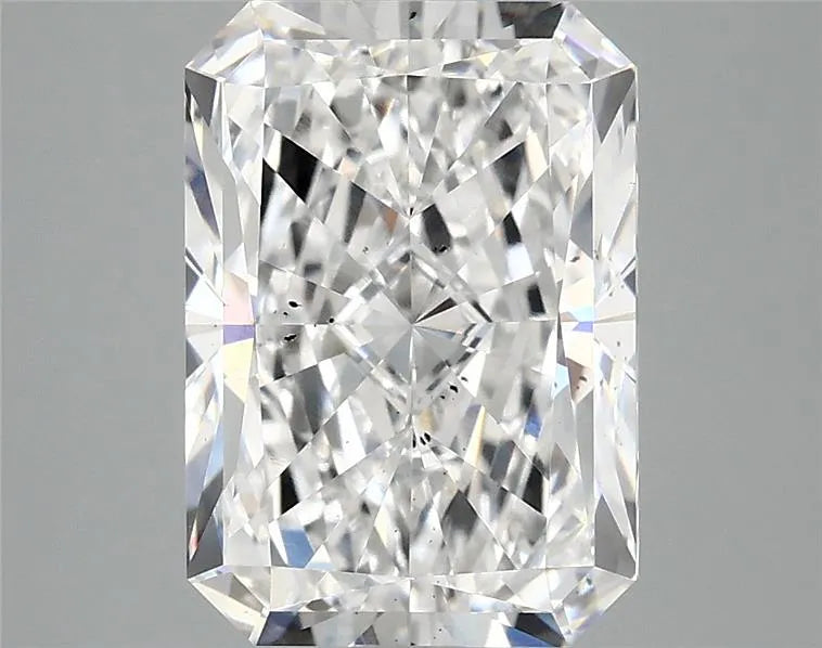 4.00ct Radiant Lab Grown Diamond (Colour D, Clarity SI1, IGI Certified)
