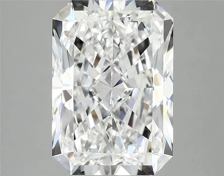 4.00ct Radiant Lab Grown Diamond (Colour D, Clarity VVS2, IGI Certified)