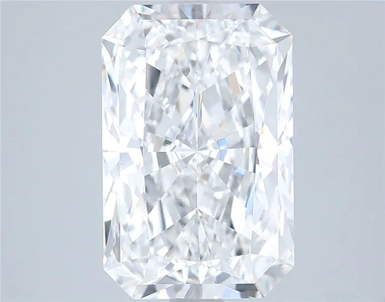 4.00ct Radiant Lab Grown Diamond (Colour D, Clarity VVS2, IGI Certified)