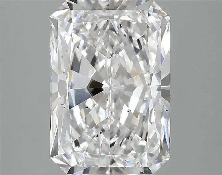 4.00ct Radiant Lab Grown Diamond (Colour E, Clarity SI1, IGI Certified)