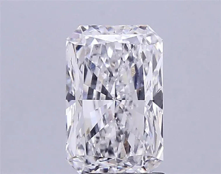 4.00ct Radiant Lab Grown Diamond (Colour E, Clarity VVS1, IGI Certified)