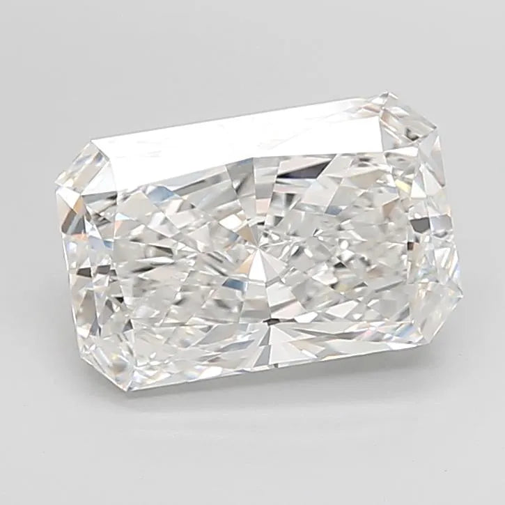 4.00ct Radiant Lab Grown Diamond (Colour E, Clarity VVS2, IGI Certified)