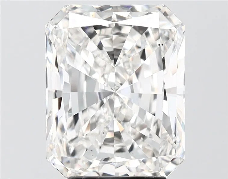 4.00ct Radiant Lab Grown Diamond (Colour G, Clarity VS2, IGI Certified)