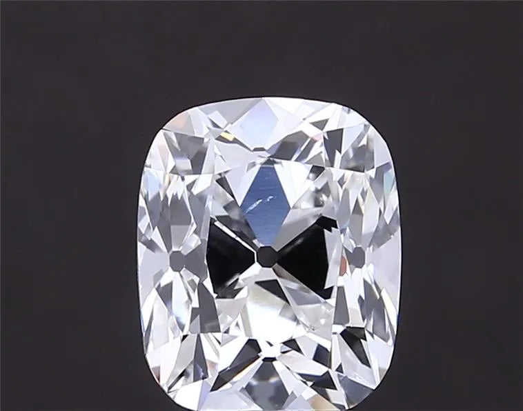 4.01ct Cushion brilliant Lab Grown Diamond (Colour E, Clarity VVS2, IGI Certified)