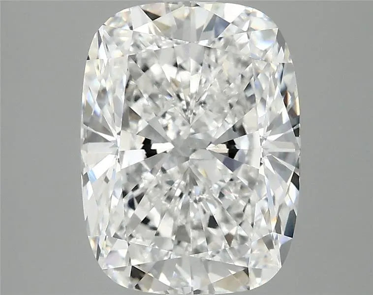 4.01ct Cushion modified Lab Grown Diamond (Colour D, Clarity VVS2, IGI Certified)