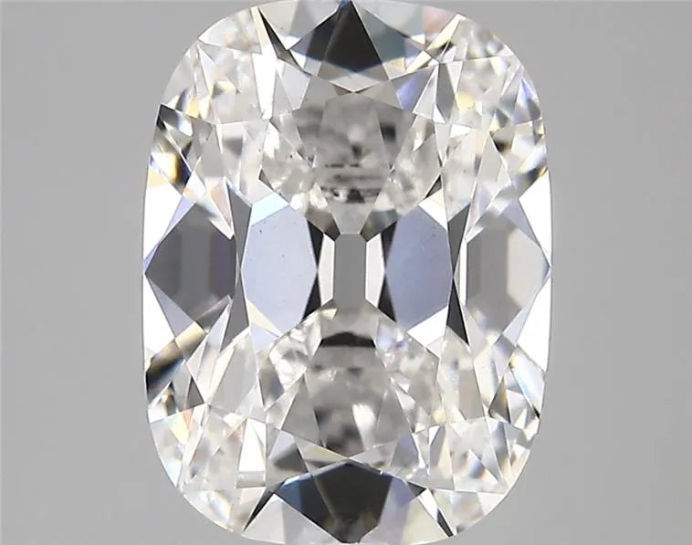 4.01ct Cushion modified Lab Grown Diamond (Colour E, Clarity VS1, IGI Certified)