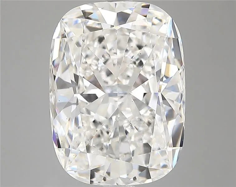 4.01ct Cushion modified Lab Grown Diamond (Colour E, Clarity VS2, IGI Certified)