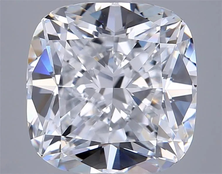 4.01ct Cushion modified Lab Grown Diamond (Colour E, Clarity VVS1, IGI Certified)